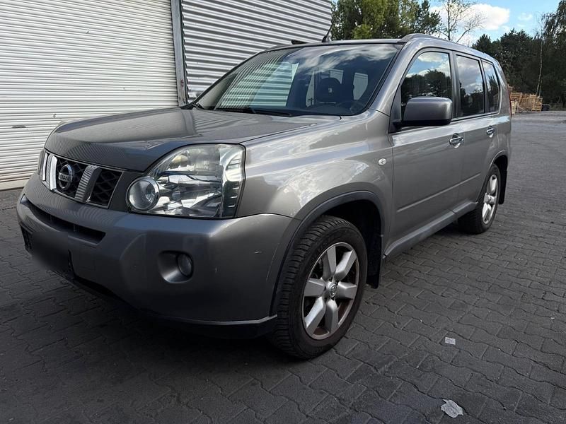 Silber Gebraucht 2008 Nissan X-Trail SUV | 1.950 € (Superpreis) - Bild 1/4