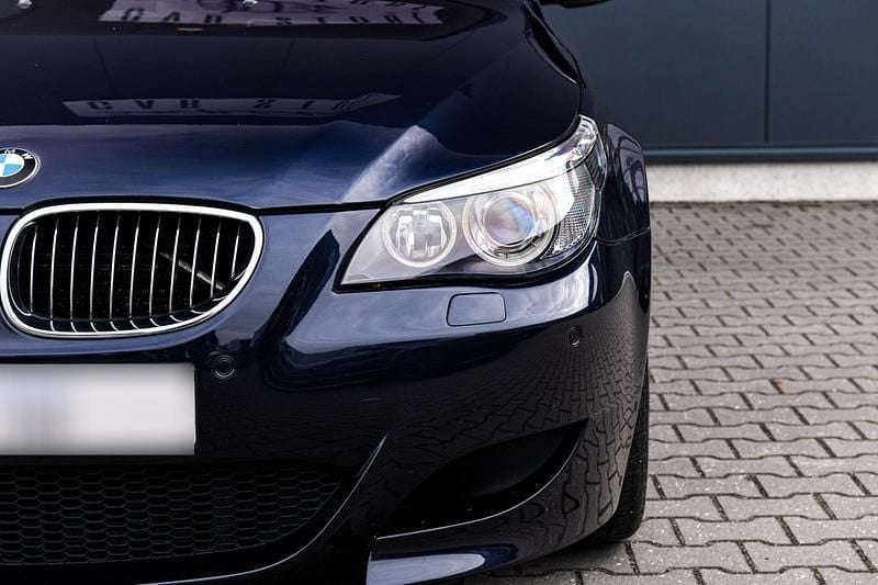 Gebraucht BMW M5 507 PS (372 kW) 2005 Blau Limousine