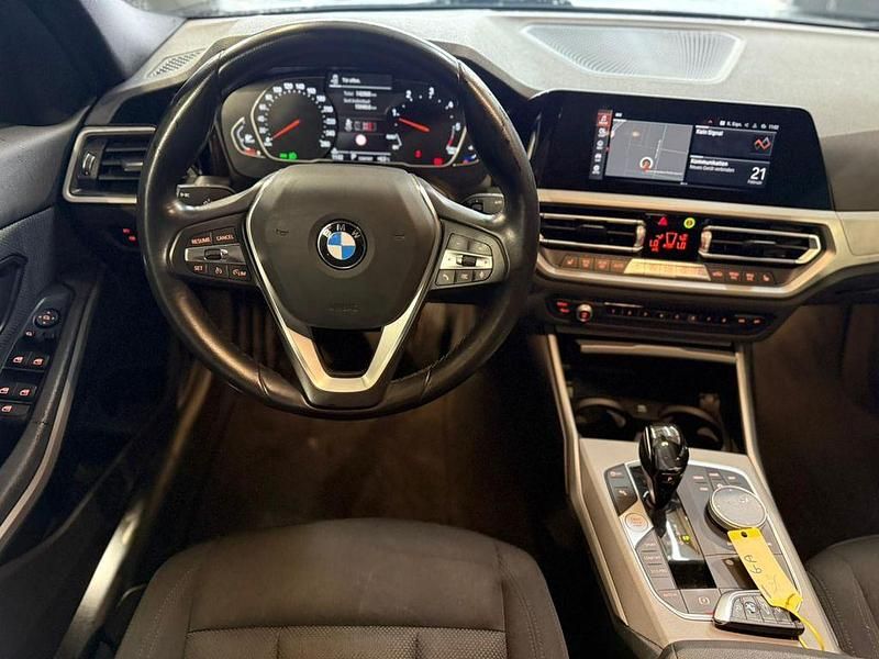 Gebraucht BMW 318 Advantage 150 PS (110 kW) 2021 Schwarz Limousine