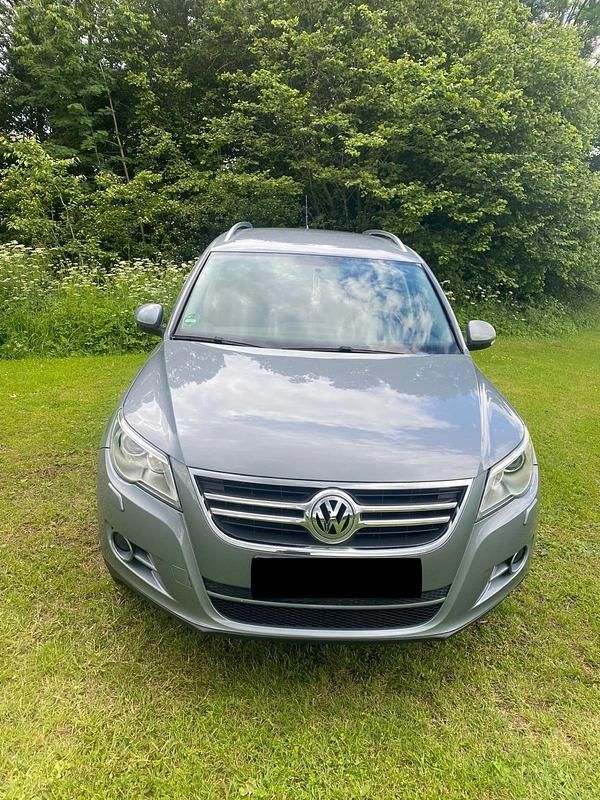 Second-hand VW Tiguan 170 CP (125 kW) 2009 Albastru SUV