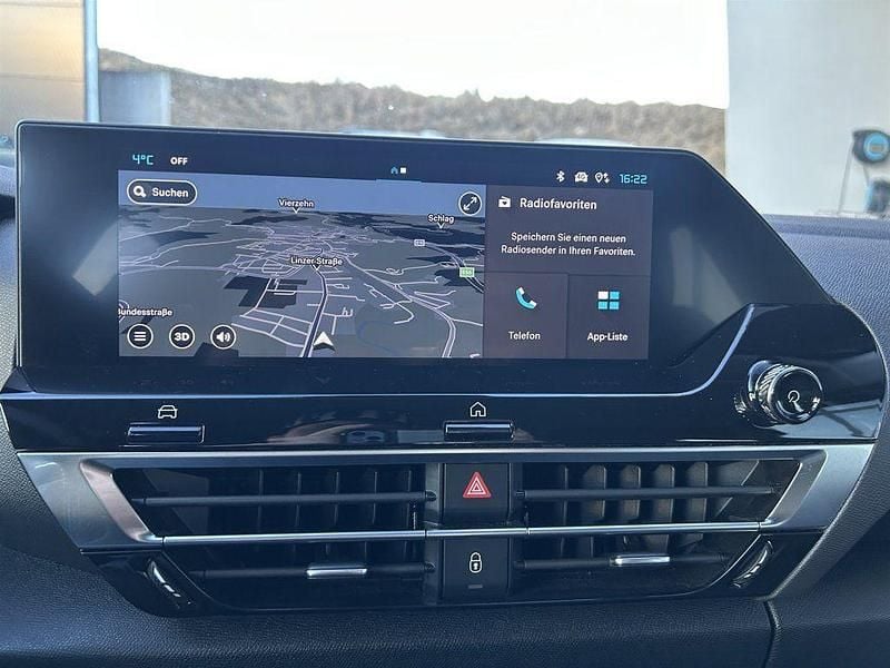 Gebraucht Citroën C4 131 PS (96 kW) 2024 Grau Limousine