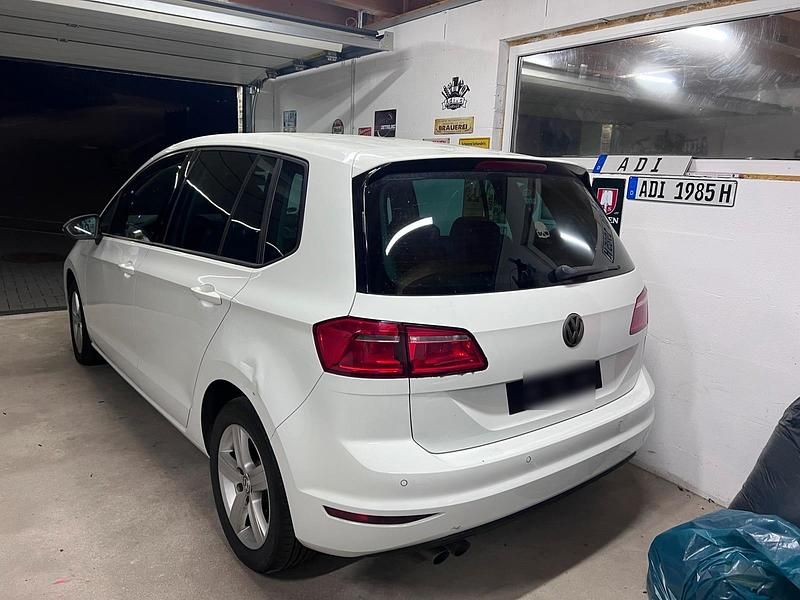 Gebraucht VW Golf Sportsvan Sportline 150 PS (110 kW) 2014 Weiß Van / Kleinbus