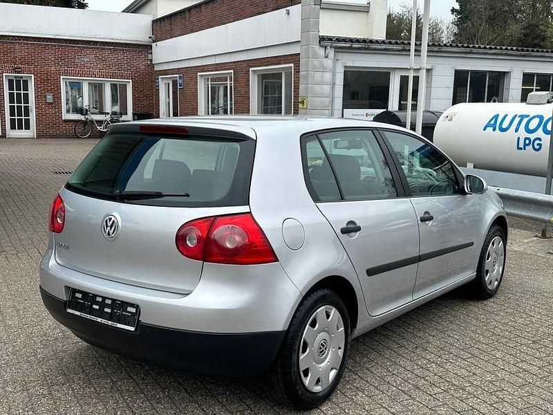 Gebraucht VW Golf IV Trendline 75 PS (55 kW) 2005 Silber Limousine