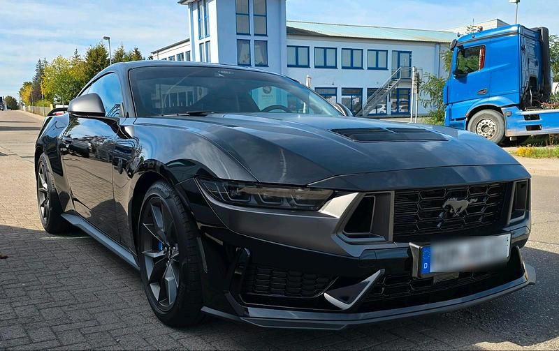 Schwarz Gebraucht 2024 Ford Mustang Dark Horse | 67.500 € (Etwas zu teuer) - Bild 1/4