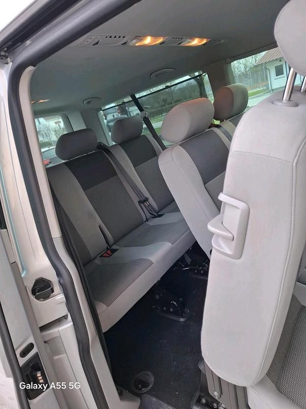 Gebraucht VW T5 140 PS (102 kW) 2014 Silber Van