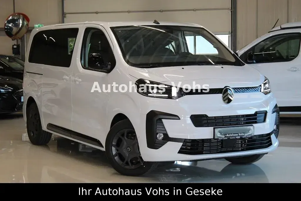 Gebraucht Citroën Spacetourer 179 PS (131 kW) 2025 Weiß Van / Kleinbus