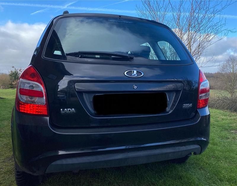 Gebraucht Lada Kalina 98 PS (72 kW) 2016 Schwarz Kombi