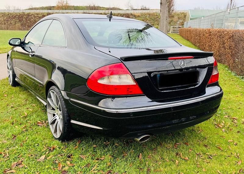 Gebraucht Mercedes CLK350 Edition 272 PS (200 kW) 2008 Blau Coupé