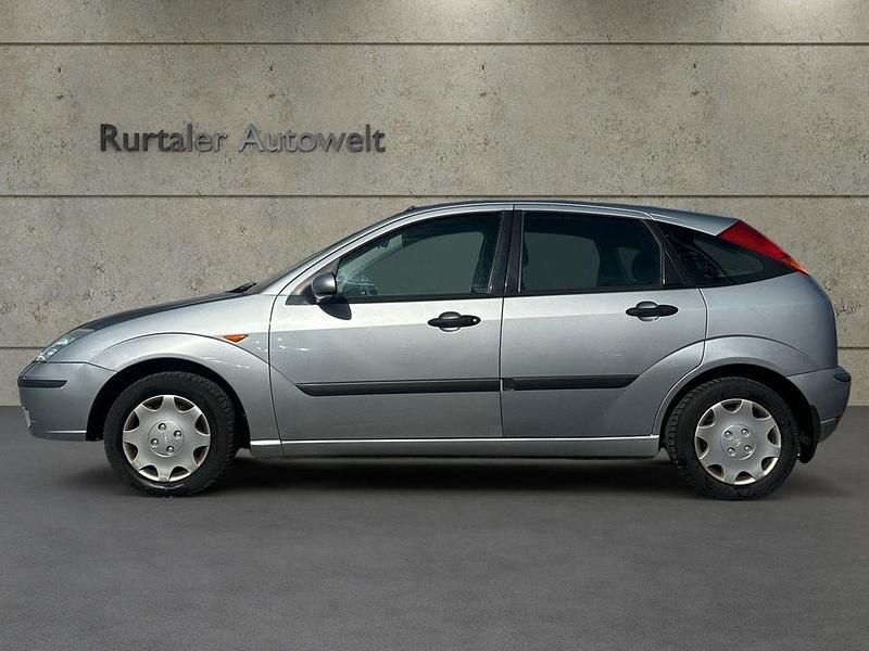 Gebraucht Ford Focus Trend 131 PS (96 kW) 2004 Silber Limousine