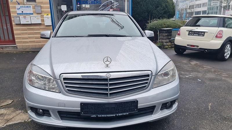 Gebraucht Mercedes C200 184 PS (135 kW) 2009 Silber Limousine