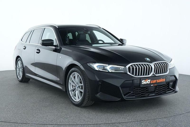 Schwarz Gebraucht 2023 BMW 330 M Sport Kombi | 33.769 € (Fairer Preis) - Bild 1/4