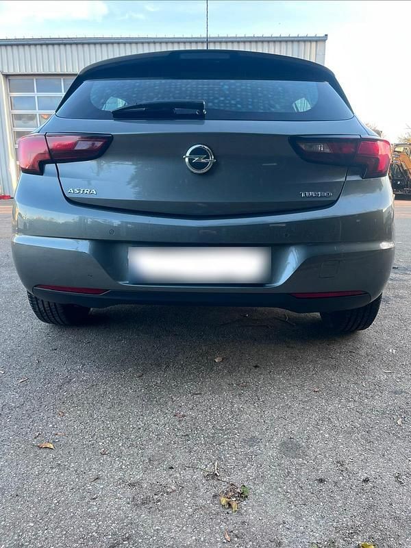 Gebraucht Opel Astra 150 PS (110 kW) 2017 Silber Limousine