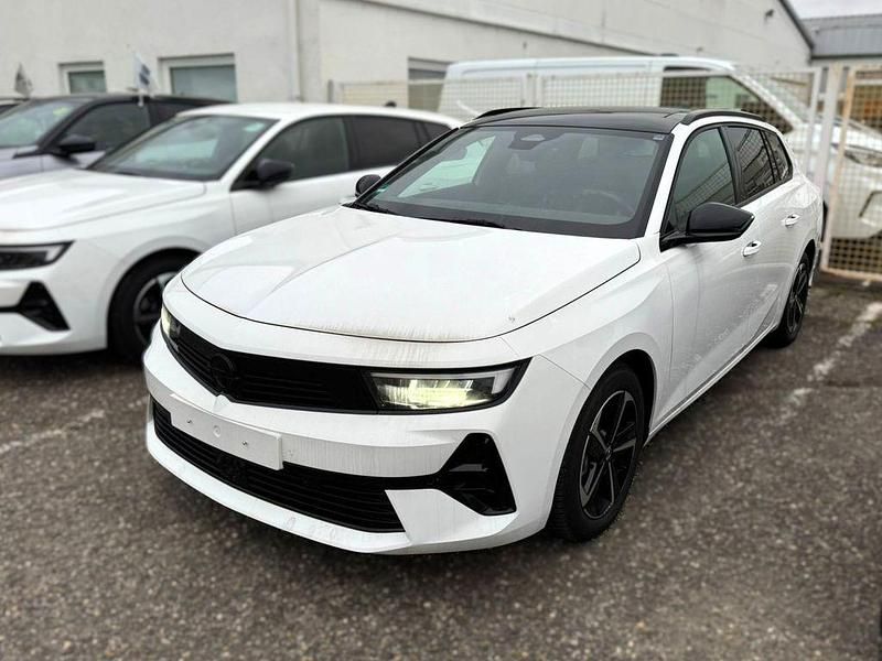 Arktis weiß Gebraucht 2025 Opel Astra Kombi | 25.450 € (Fairer Preis) - Bild 1/4