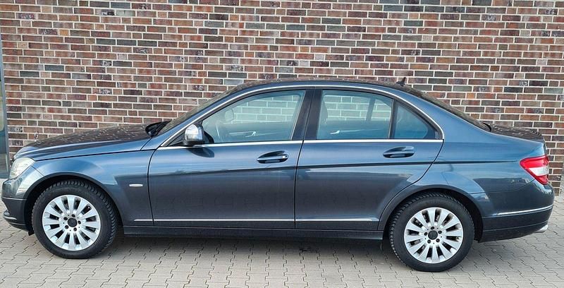 Gebraucht Mercedes C200 Elegance 184 PS (135 kW) 2008 Grau Limousine