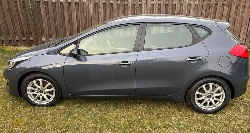 Gebraucht Kia Ceed Edition 7 135 PS (99 kW) 2017 Grau Kleinwagen