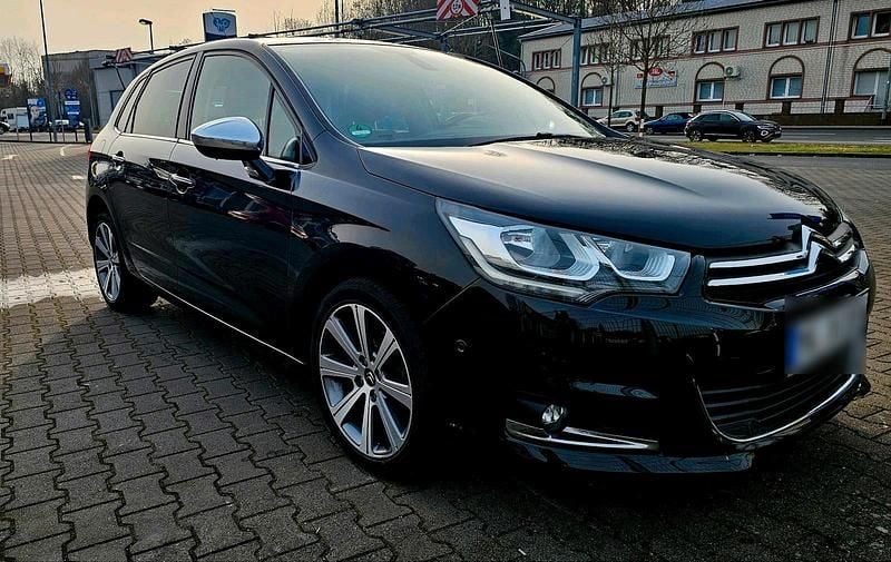 Gebraucht Citroën C4 130 PS (95 kW) 2016 Schwarz Kleinwagen