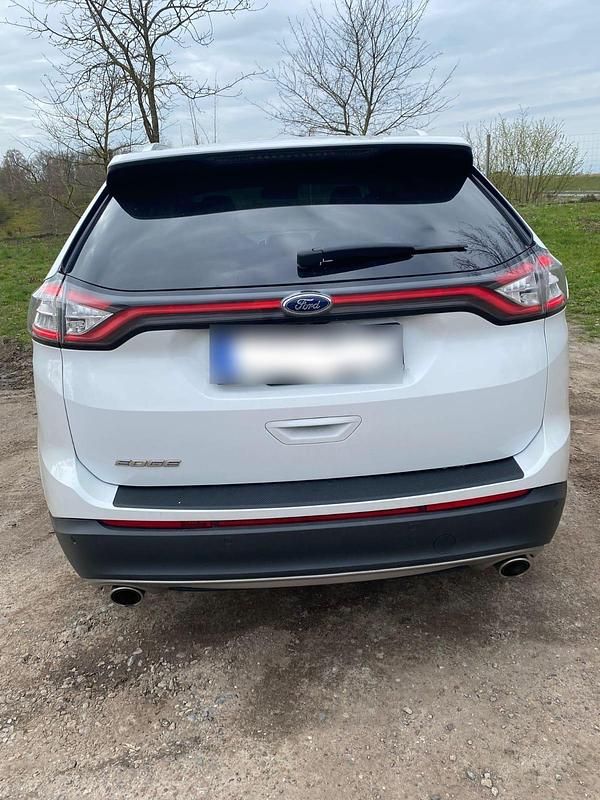 Second-hand Ford Edge 180 CP (132 kW) 2017 Alb SUV