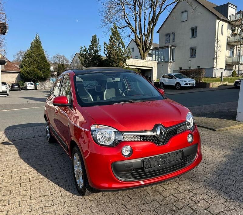 Gebraucht Renault Twingo Dynamique 90 PS (66 kW) 2015 Rot Kleinwagen
