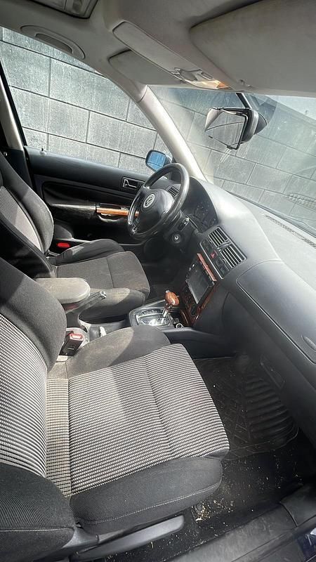 Gebraucht VW Bora 105 PS (77 kW) 1999 Blau Limousine