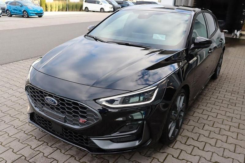 Nowe Ford Focus ST 280 KM (205 kW) 2025 Czarny Sedan/Limuzyna