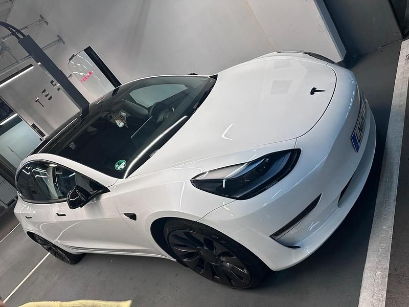 Gebraucht Tesla Model 3 Performance 378 kW (515 PS) 2022 Weiß Limousine