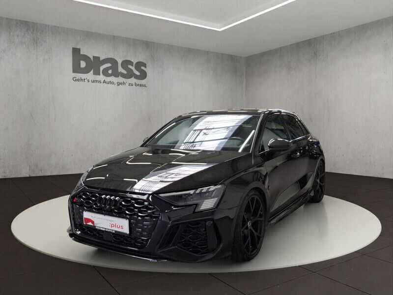 Individuallackierungen audi exclusive Gebraucht 2022 Audi RS3 Sportback Ambiente Kleinwagen | 66.900 € (Teuer) - Bild 1/4