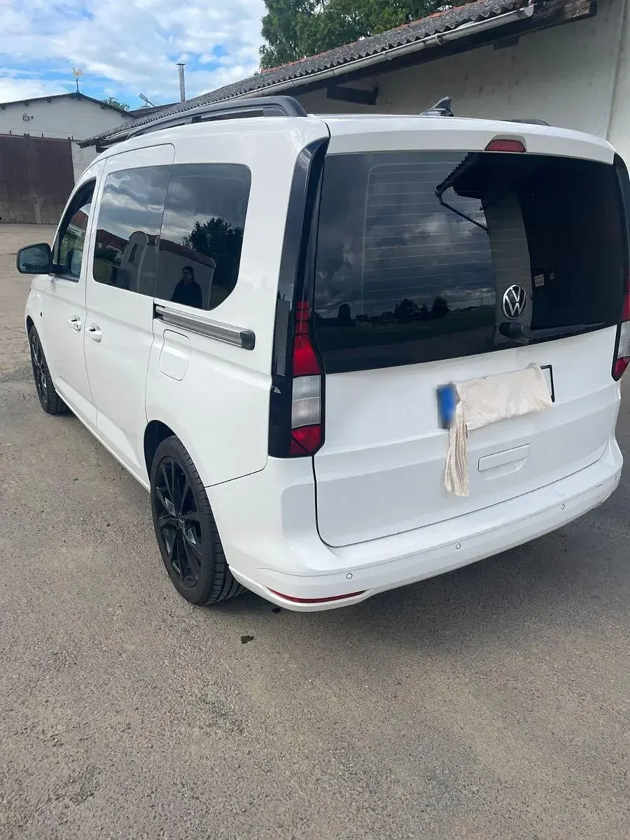 Gebraucht VW Caddy 122 PS (89 kW) 2021 Weiß Van / Kleinbus