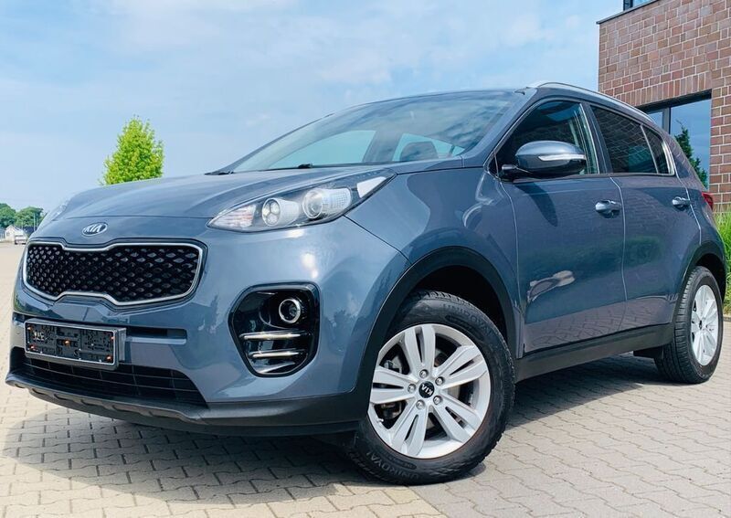Grau Gebraucht 2018 Kia Sportage Vision SUV | 13.990 € (Guter Preis) - Bild 1/4