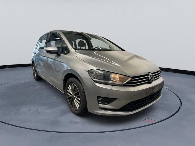 Silber Gebraucht 2015 VW Golf Sportsvan Comfortline Van / Kleinbus | 9.999 € (Guter Preis) - Bild 1/4