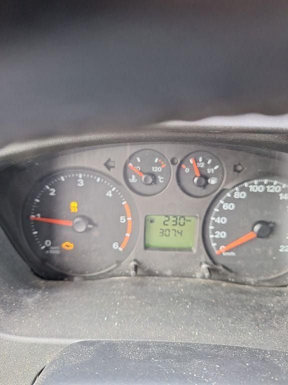 Gebraucht Ford Transit Trend 140 PS (102 kW) 2013 Weiß Van / Kleinbus