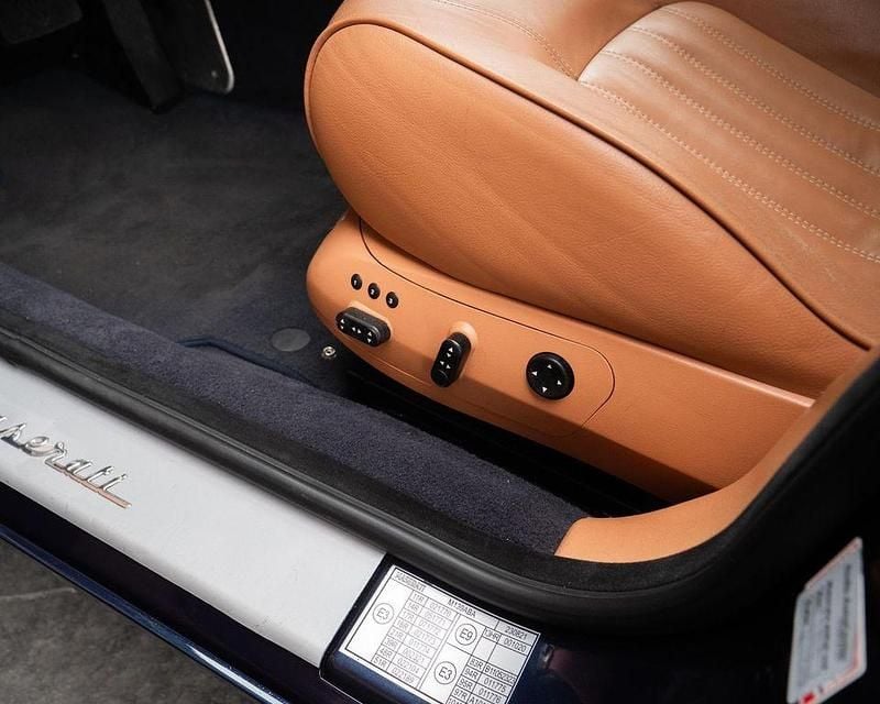 Gebraucht Maserati Quattroporte GT 400 PS (294 kW) 2007 Blau Limousine