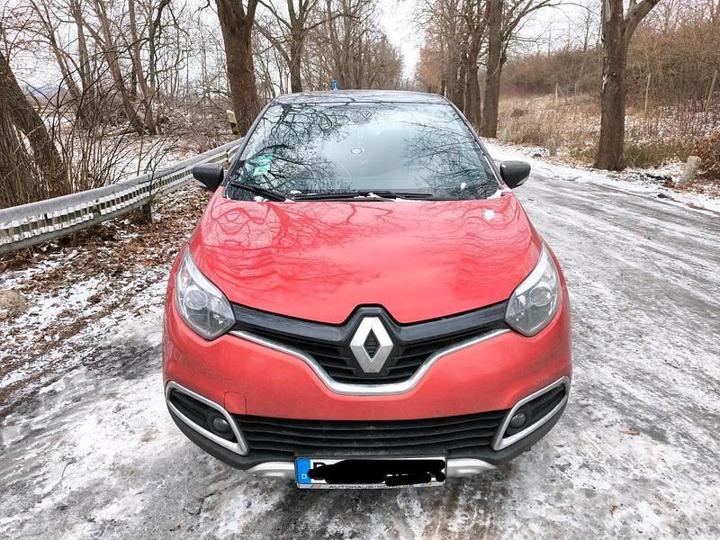 Gebraucht Renault Captur 90 PS (66 kW) 2017 Rot SUV