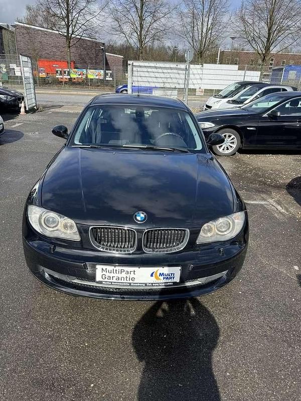 Gebraucht BMW 118 143 PS (105 kW) 2008 Schwarz ll Kleinwagen