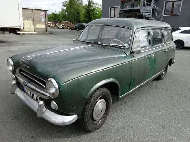 Grün Gebraucht 1960 Peugeot 403 Kombi | 5.000 € - Bild 1/4