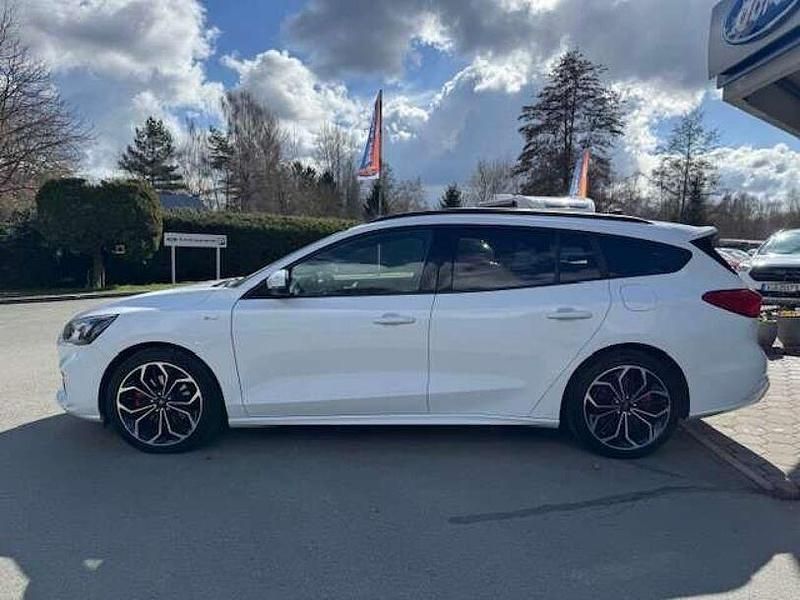 Gebraucht Ford Focus ST-Line X 125 PS (91 kW) 2021 Weiss Kombi