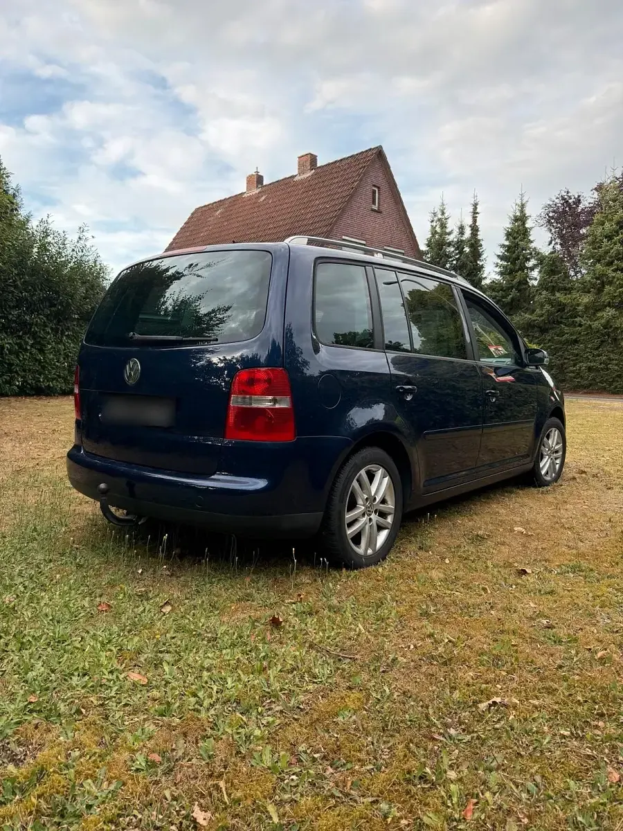 Gebraucht VW Touran 140 PS (102 kW) 2006 Blau Van / Kleinbus
