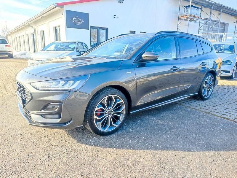 Gebraucht Ford Focus ST-Line 155 PS (114 kW) 2023 Grau Kombi
