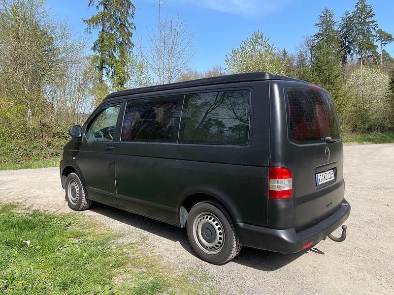 Używany VW Transporter 102 KM (75 kW) 2012 Czarny Van