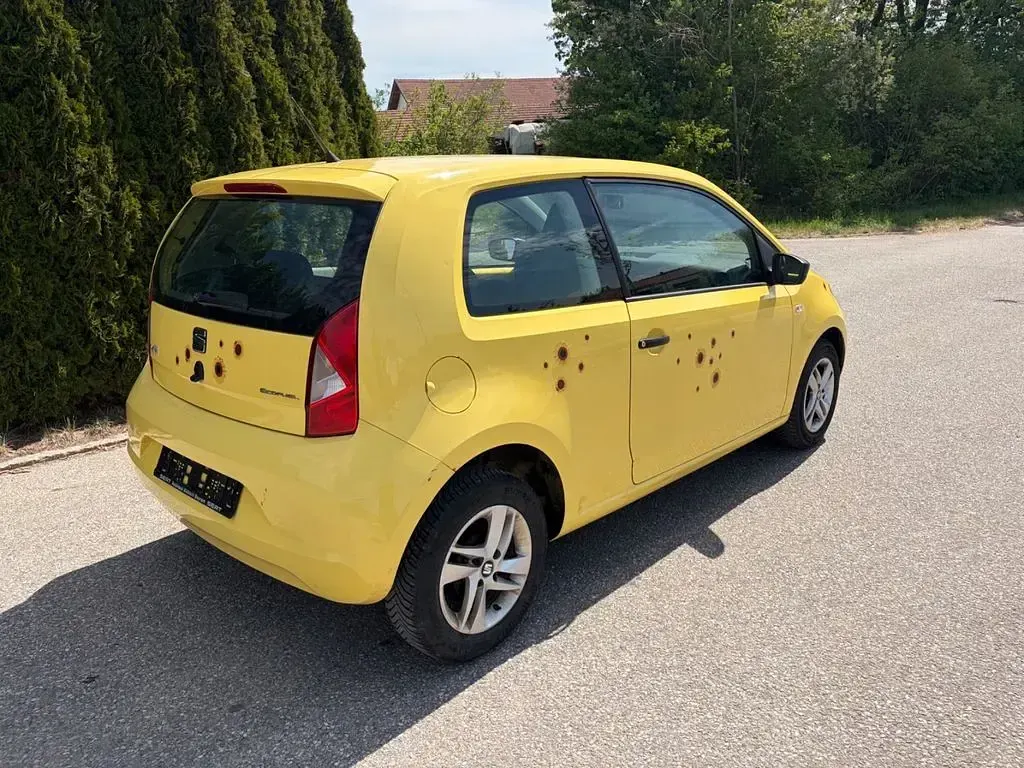 Używany Seat Mii Reference 68 KM (50 kW) 2017 Żółty Hatchback