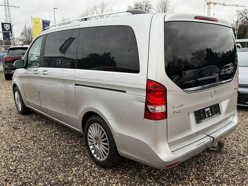 Gebraucht Mercedes V220 Avantgarde Edition 163 PS (119 kW) 2014 Grau Van / Kleinbus