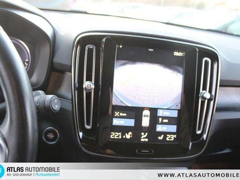 Gebraucht Volvo XC40 Plus 179 PS (131 kW) 2022 Grau SUV