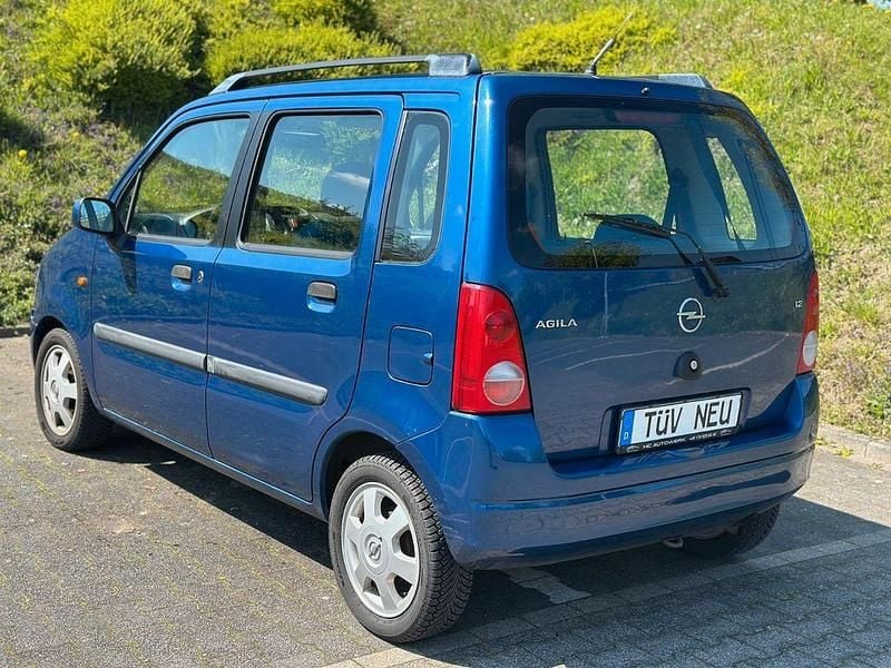 Usata Opel Agila 75 CV (55 kW) 2003 Blu Monovolume