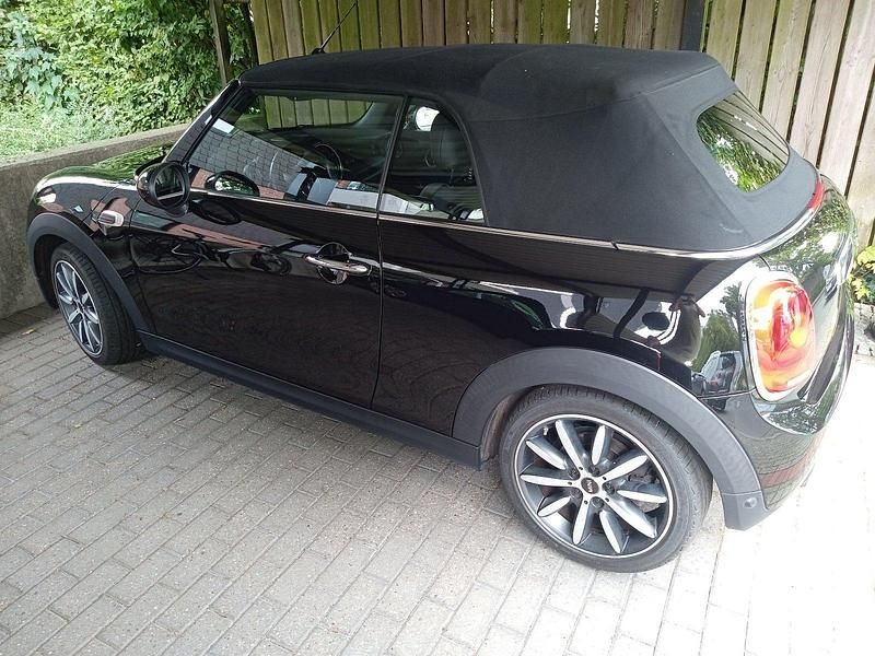 Gebraucht Mini Cooper Cabriolet 136 PS (100 kW) 2016 Schwarz Cabrio
