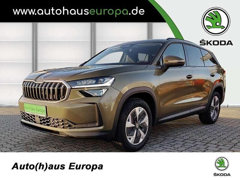 Goldbronze metallic Neu 2025 Skoda Kodiaq Selection SUV | 45.900 € (Etwas zu teuer) - Bild 1/4