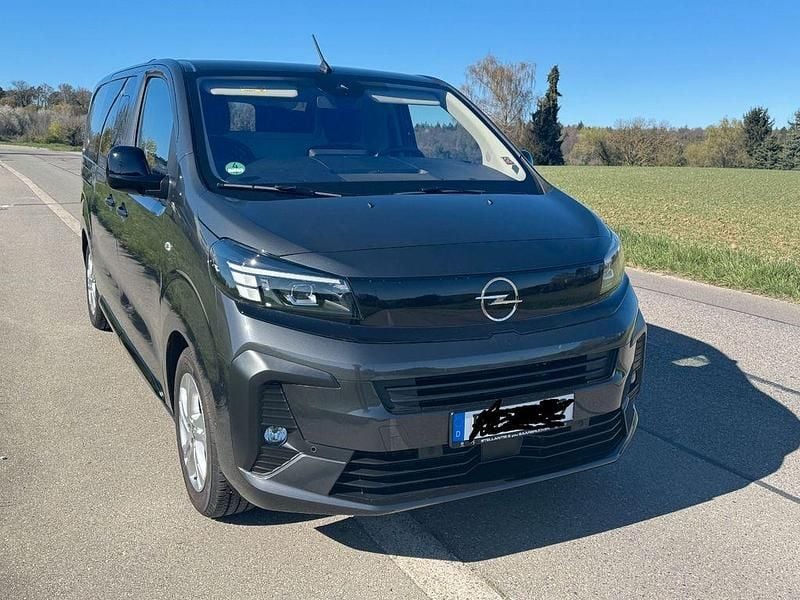 Gebraucht Opel Vivaro 177 PS (130 kW) 2025 Grau Van / Kleinbus