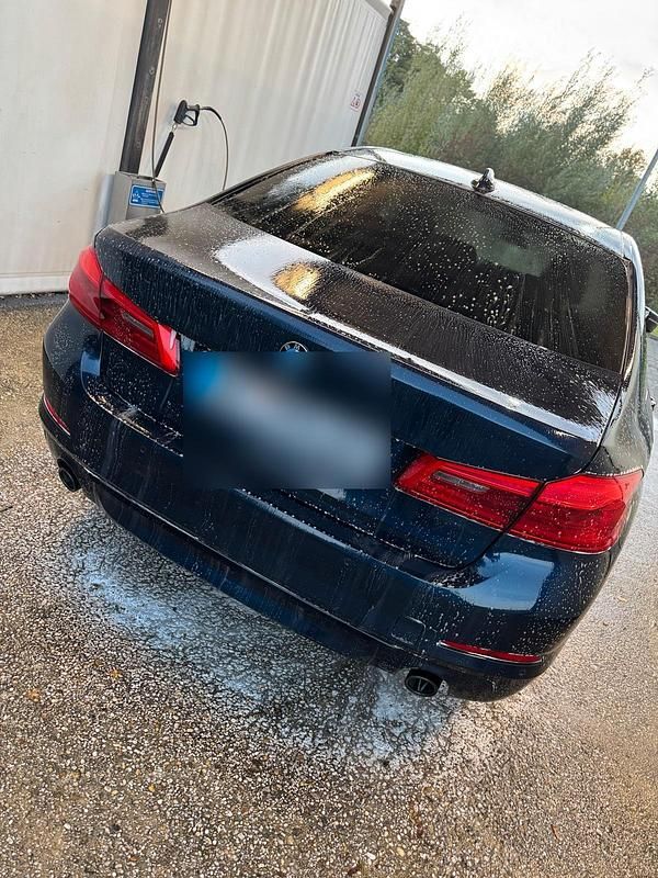 Gebraucht BMW 520 190 PS (139 kW) 2017 Limousine