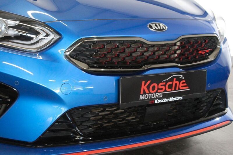 Gebraucht Kia Ceed GT 204 PS (150 kW) 2019 (b3l) blue flame met. Limousine