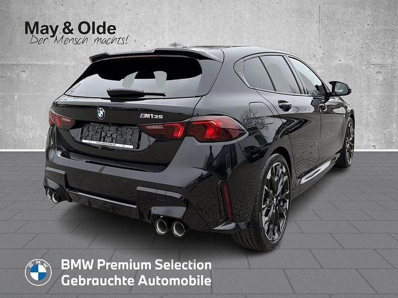 Gebraucht BMW M135 Performance 300 PS (220 kW) 2025 Schwarz Kleinwagen