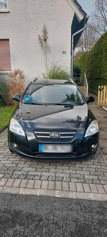 Schwarz Gebraucht 2009 Kia Ceed Sportswagon Kombi | 2.150 € (Fairer Preis) - Bild 1/4