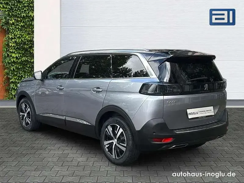 Gebraucht Peugeot 5008 GT 131 PS (96 kW) 2023 Grau artense SUV
